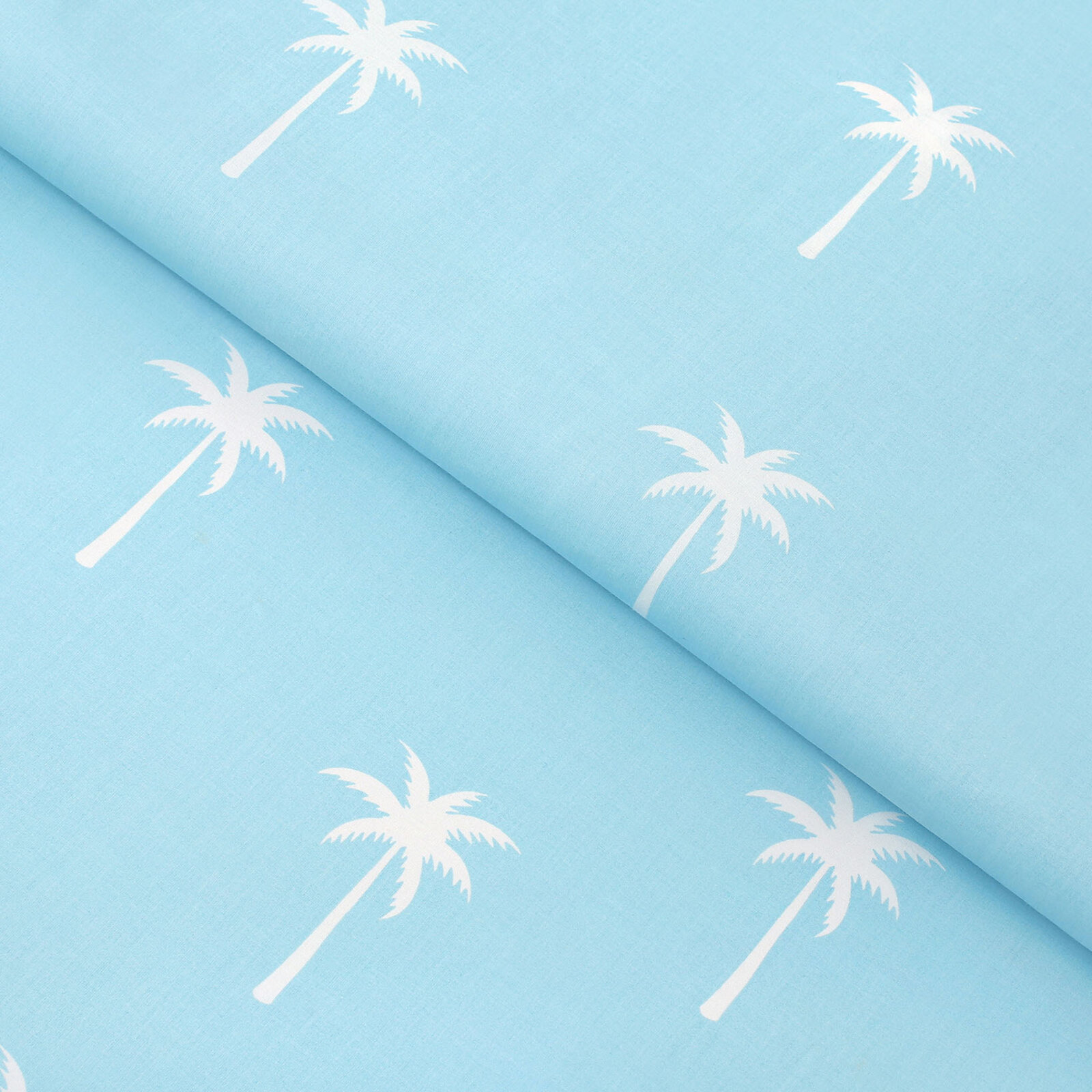 Baumwollstoff - Palmen auf Pastellblau