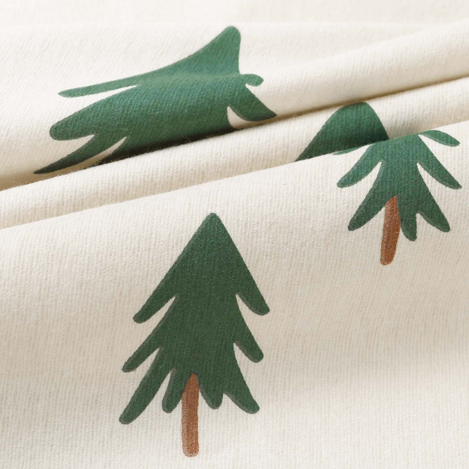 Weihnachtlicher Flanellstoff - Bäumchen auf natur