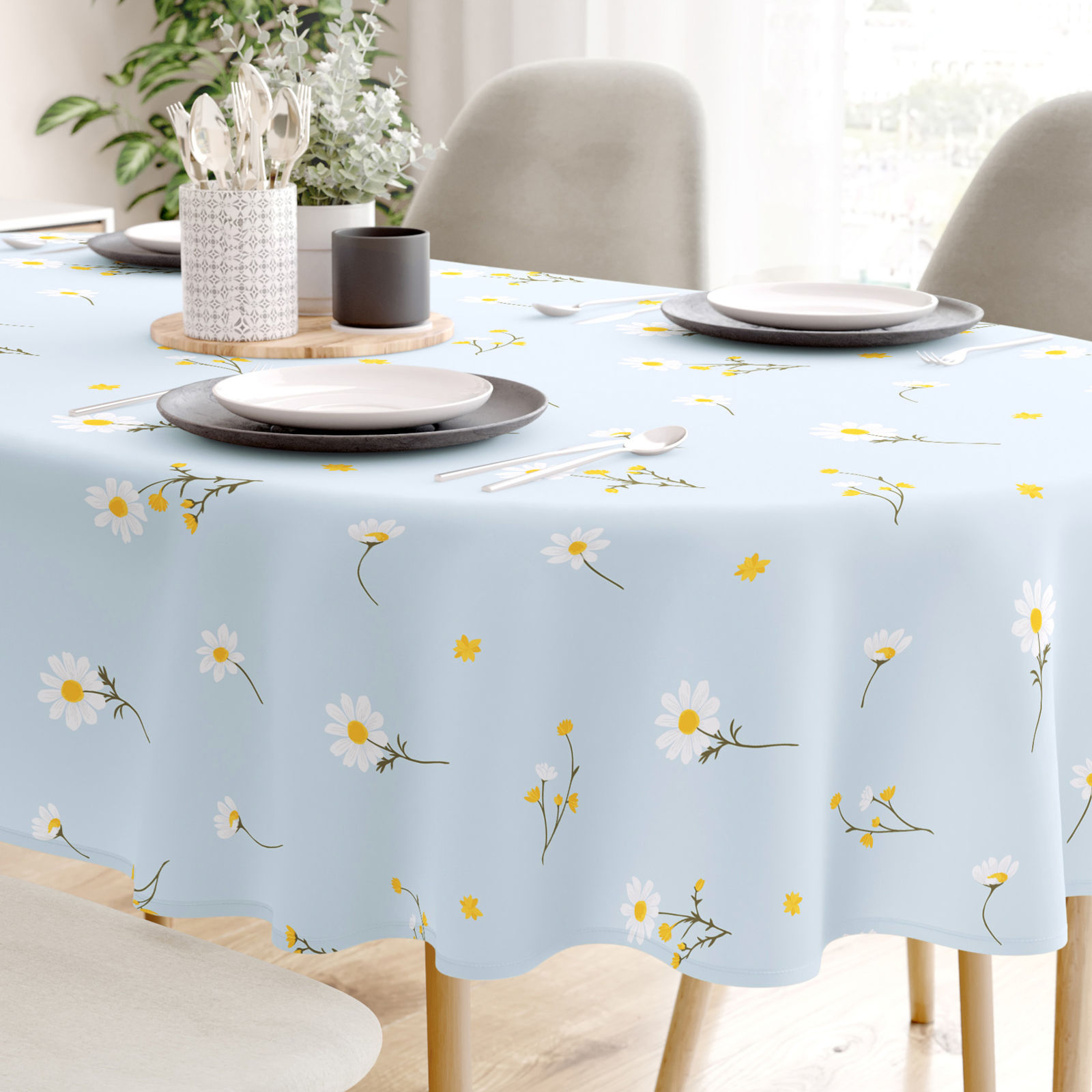 Ovale Tischdecke aus 100% Baumwolle - Kamille auf Hellblau