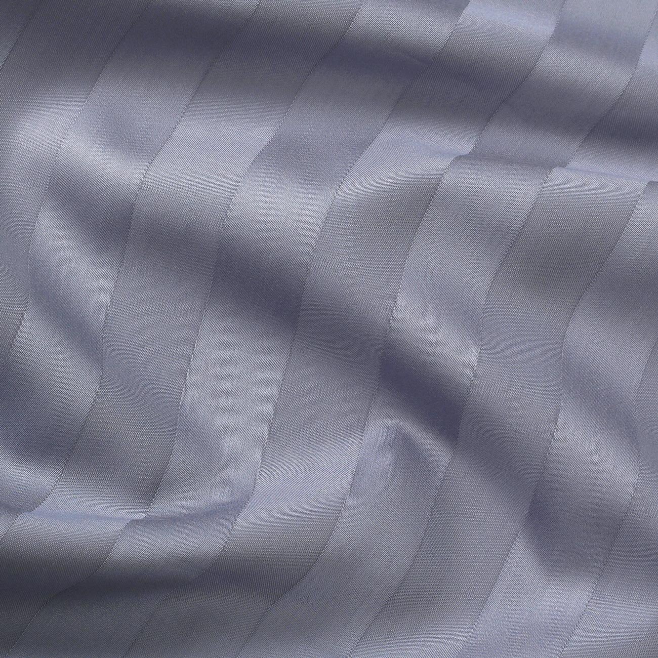 Spannbettlaken aus Damask - dunkelgraue Streifen mit Satin-Glanz