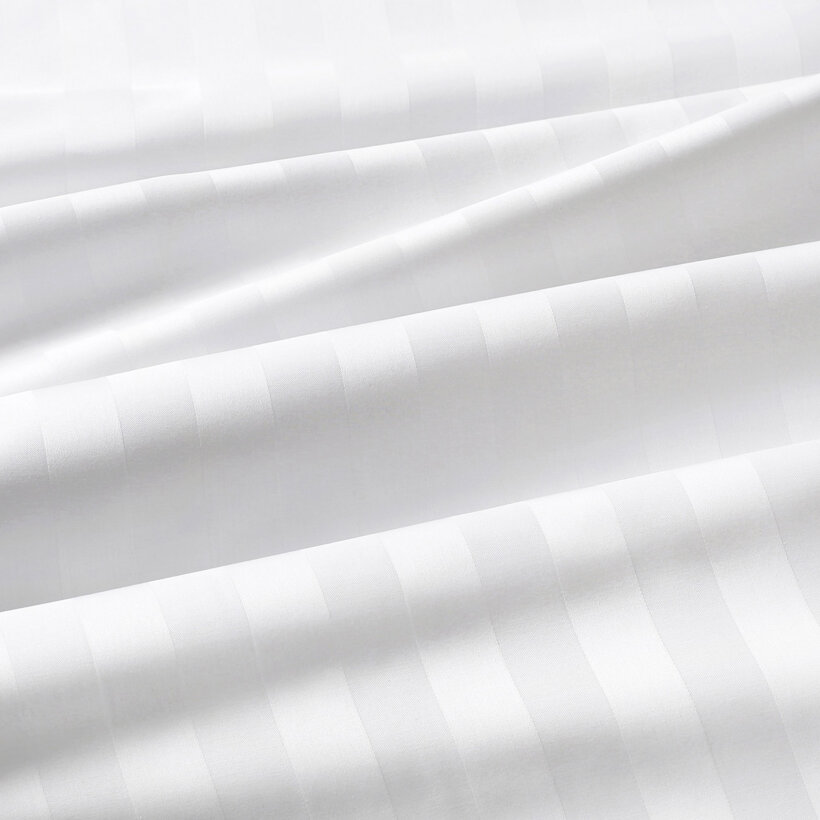 Festliche runde Damast-Tischdecke - weiße Streifen mit Satin-Glanz