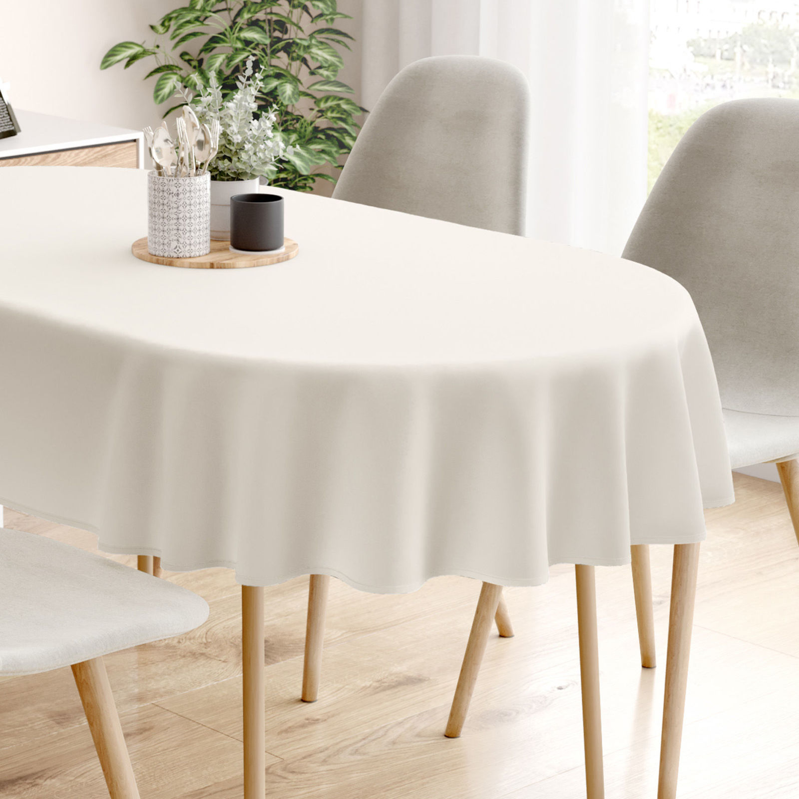 Ovale Tischdecke aus 100% Baumwolle - elfenbein