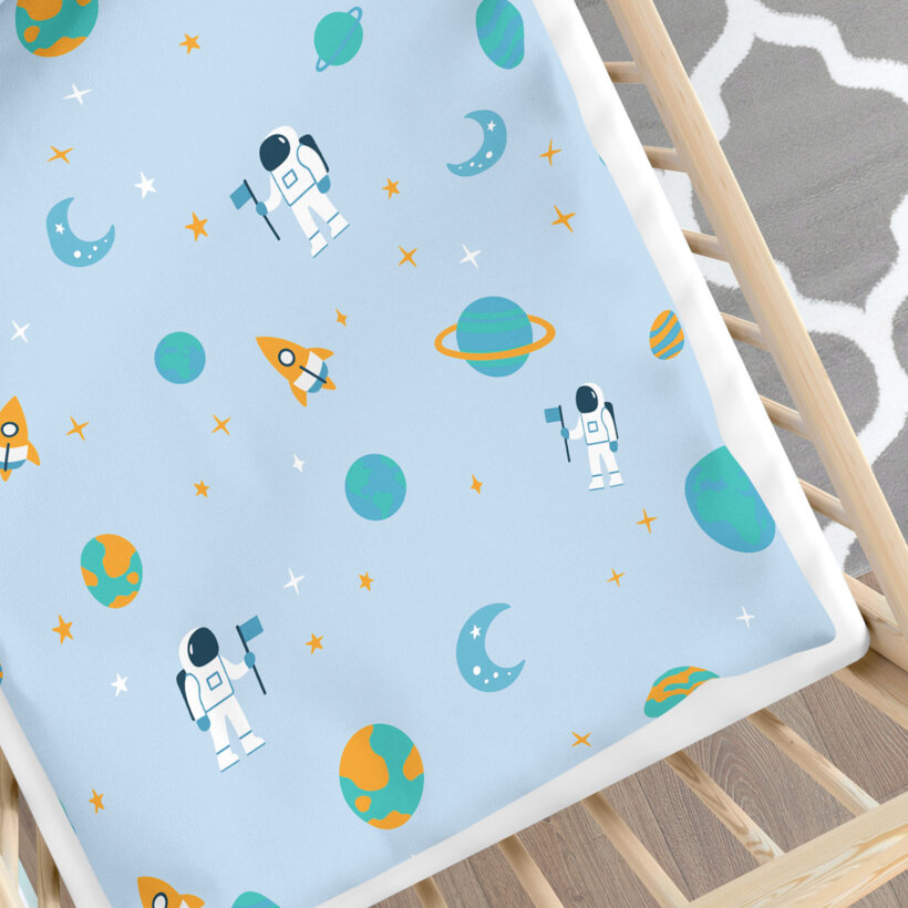 Bettwäsche für Babybetten aus Baumwolle - Astronauten im Weltraum