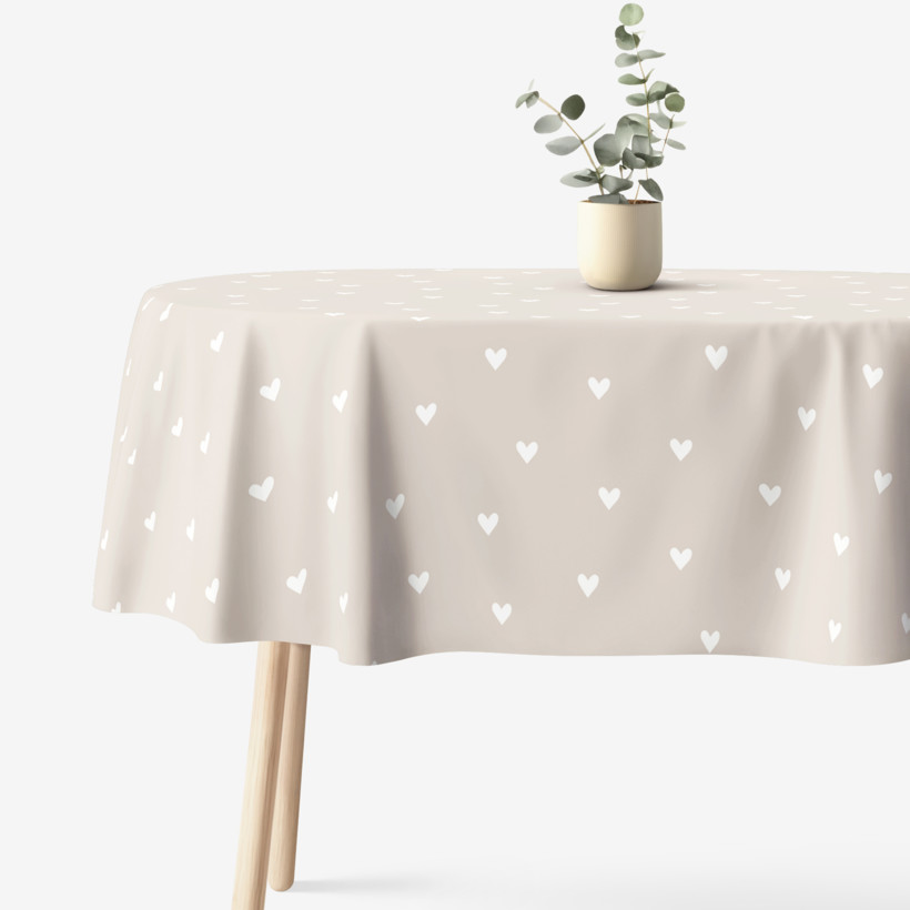 Ovale Tischdecke aus 100% Baumwolle - Herzchen auf Latte