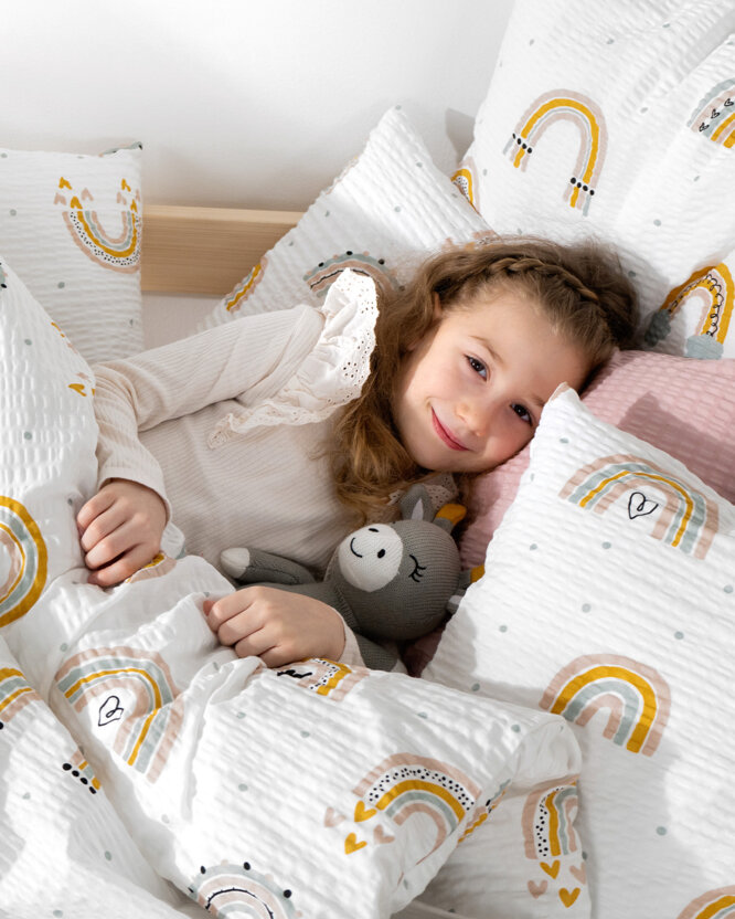 Kinder - Seersucker Bettwäsche - gemalte Regenbögen