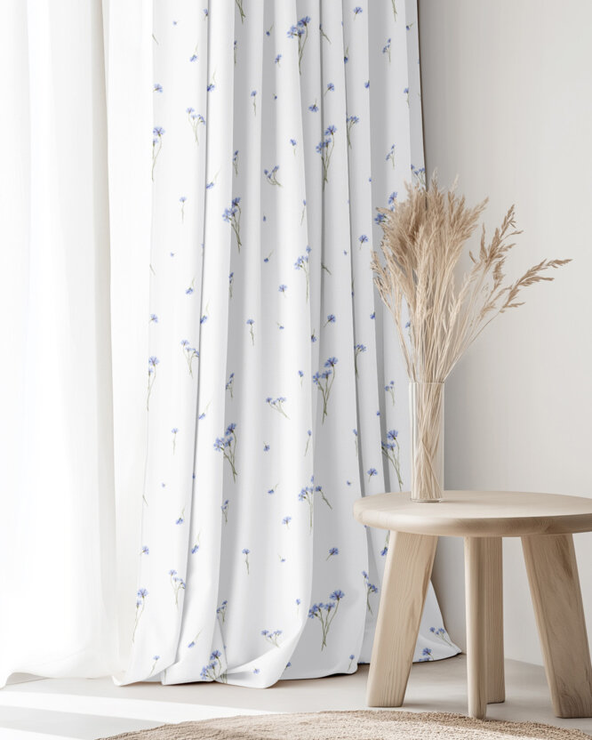 Dekorativer Vorhang – Blaue Kornblumen