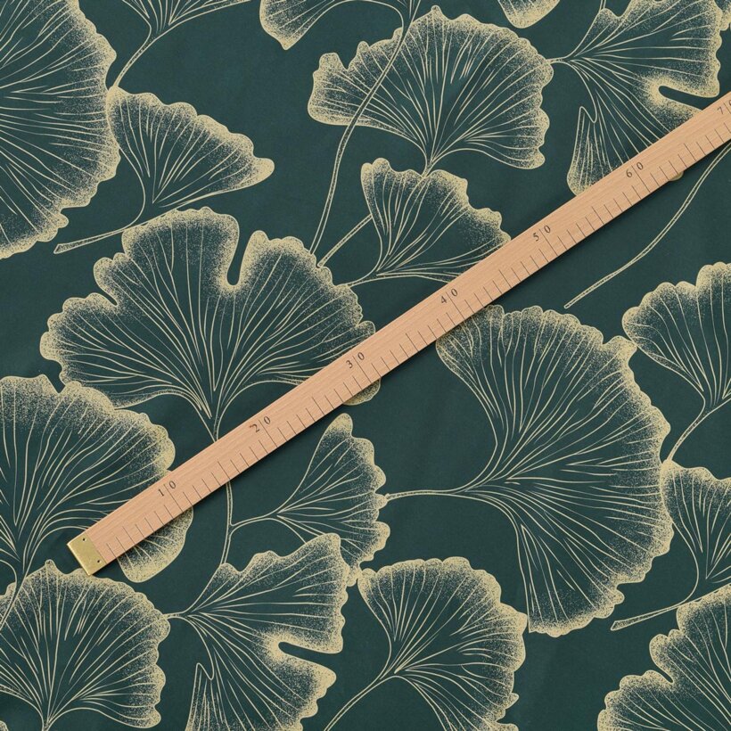 Mako-Satin - Ginkgoblätter auf Dunkelgrün