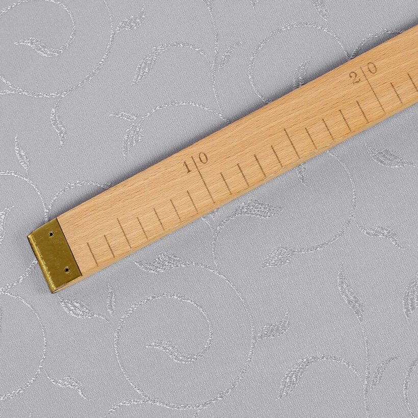 Teflonstoff für Tischdecken – grau mit großen Ornamenten