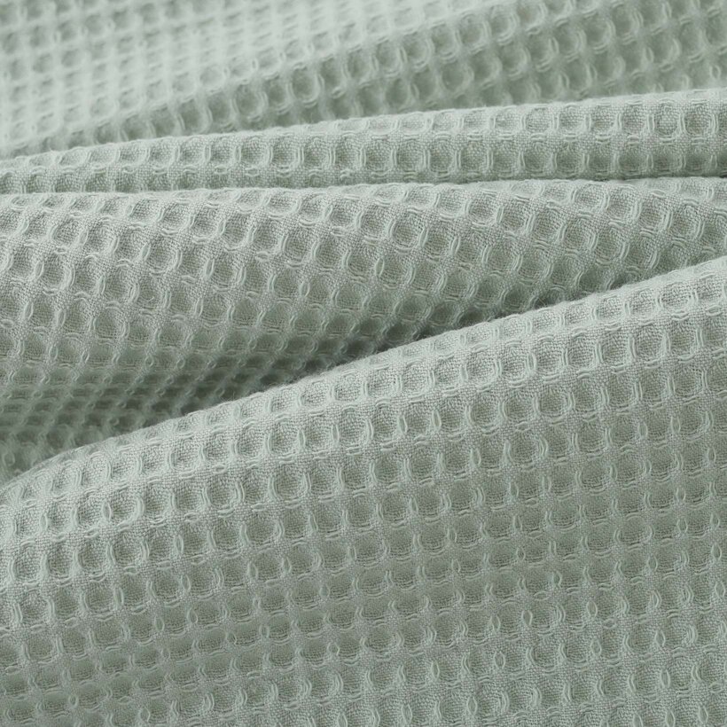 Waffel-Geschirrtuch mit Stickerei - Kamille auf Salbeigrün