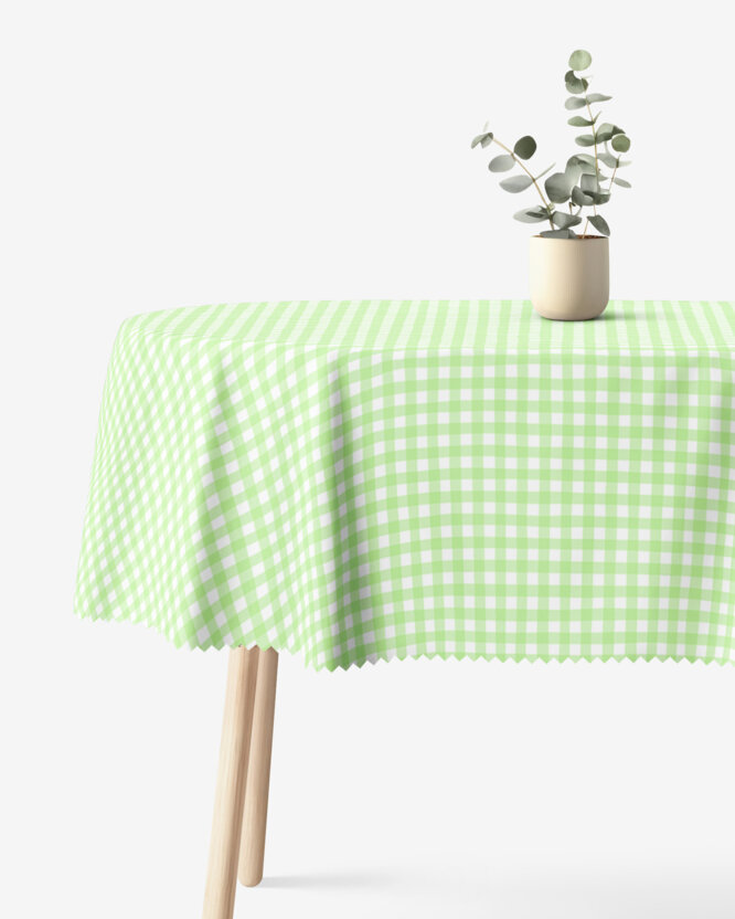 Ovale Tischdecke Teflon - grüne Würfel