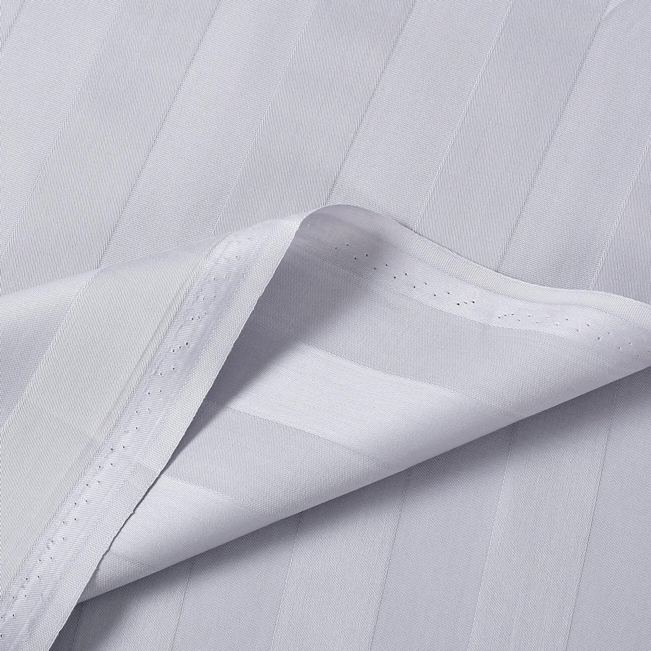 Damast - hellgraue Streifen mit Satin-Glanz