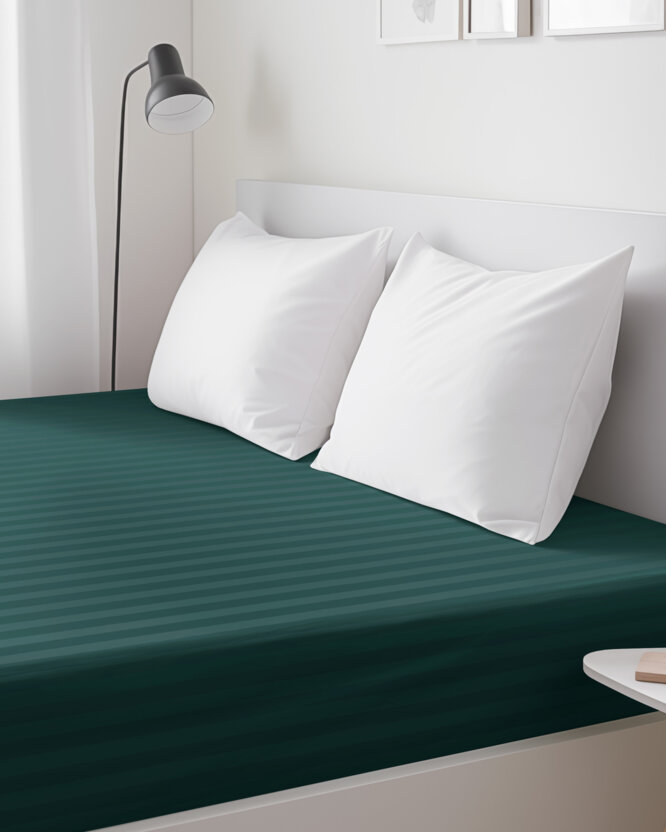 Spannbettlaken aus Damask - dunkelgrüne Streifen mit Satin-Glanz