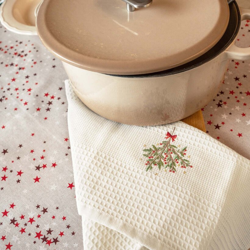 Waffel-Geschirrtuch mit Weihnachtsstickerei - Mistel auf cremefarbenem Grund