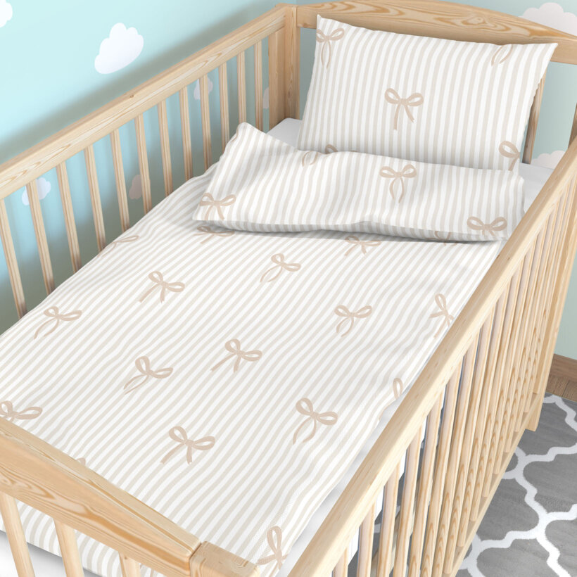Bettwäsche für Babybetten aus Baumwolle - Latte-Schleifen mit Streifen