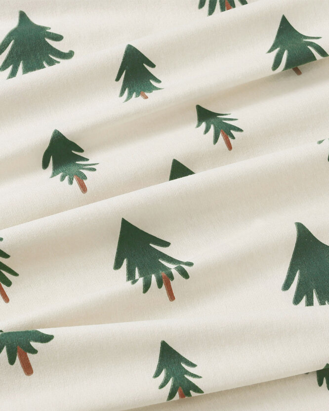 Weihnachtlicher Kissenbezug aus Flanell - Bäumchen auf natur