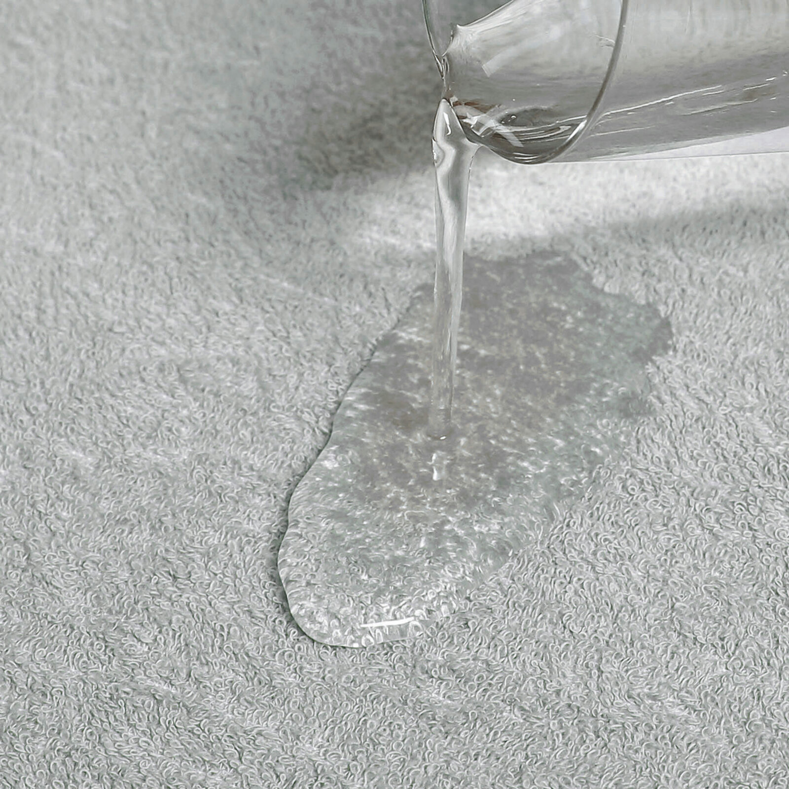 Wasserdichtes Bettlaken für Kinderbetten aus Frottee - hellgrau