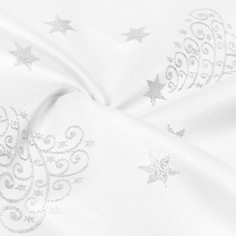 Weihnachtliche eckige Teflon-Tischdecke - Silberne Tannenbäume und Sterne