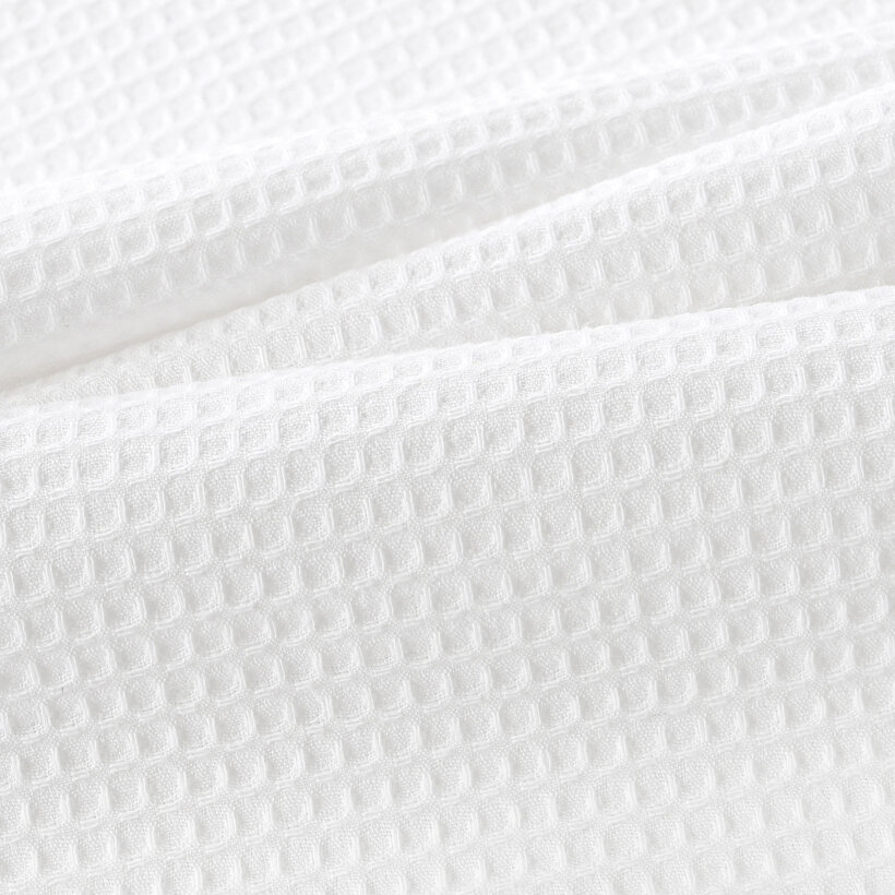 Waffel-Geschirrtuch mit Weihnachtsstickerei - Adventskranz auf Weiß