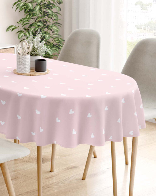 Ovale Tischdecke aus 100% Baumwolle - Herzchen auf Puderrosa