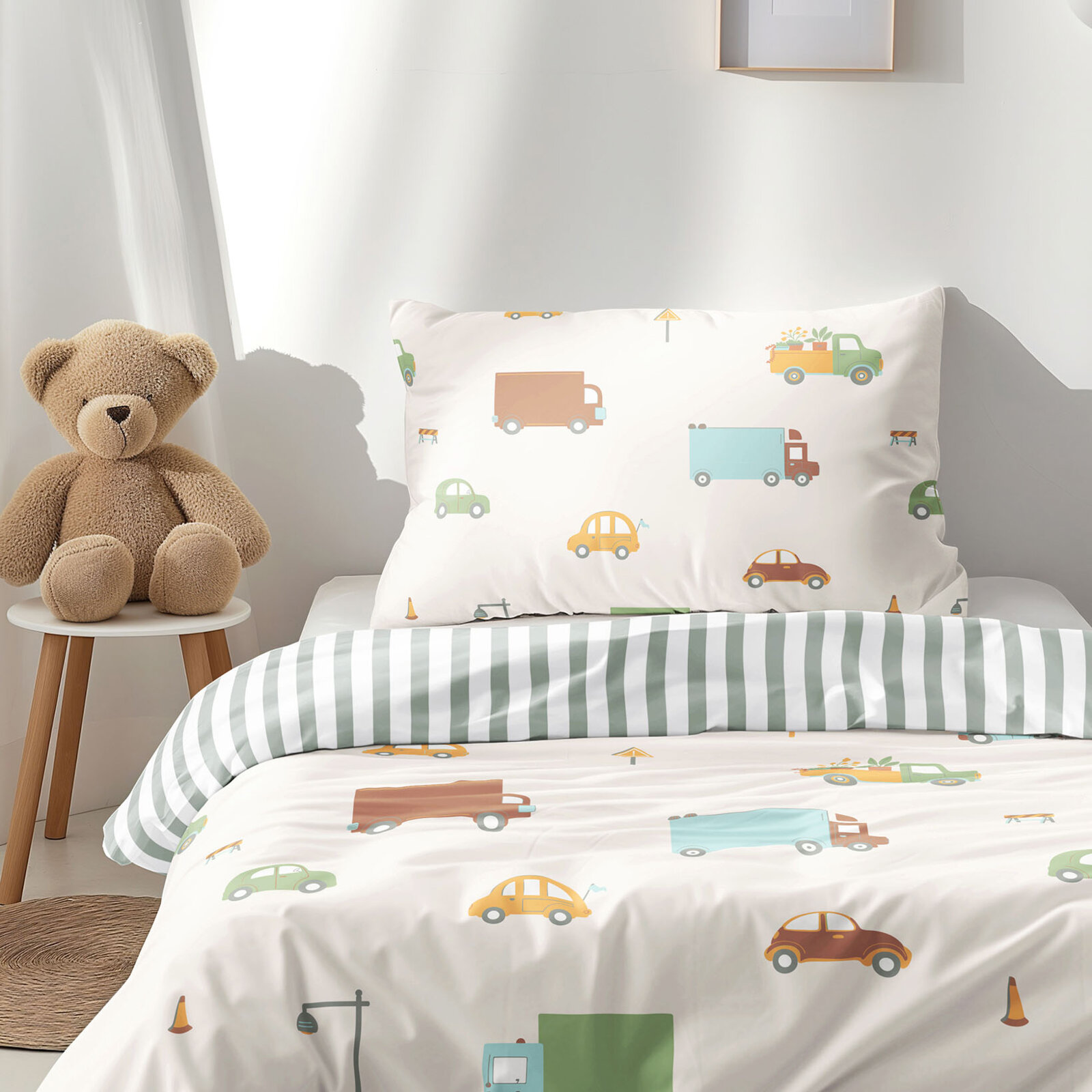 Kinder-Bettwäsche aus Baumwolle - Welt der Autos mit salbeigrüne Streifen