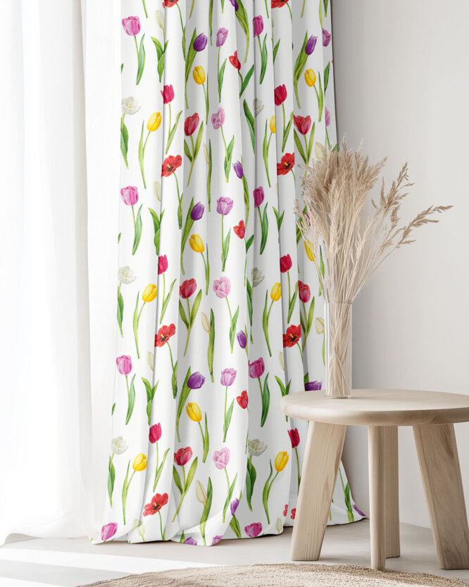 Dekorativer Vorhang – Bunte Tulpen