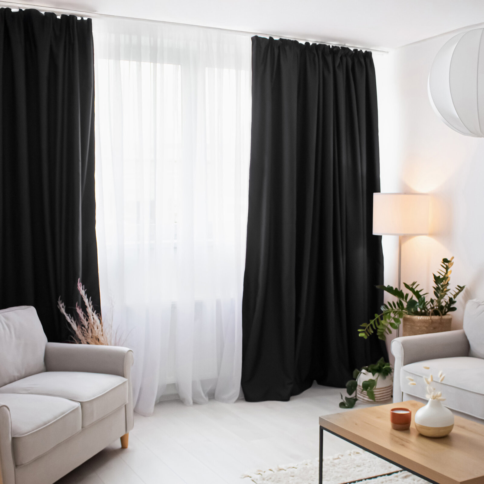 Blackout Verdunkelungsvorhang mit Satin-Glanz - schwarz