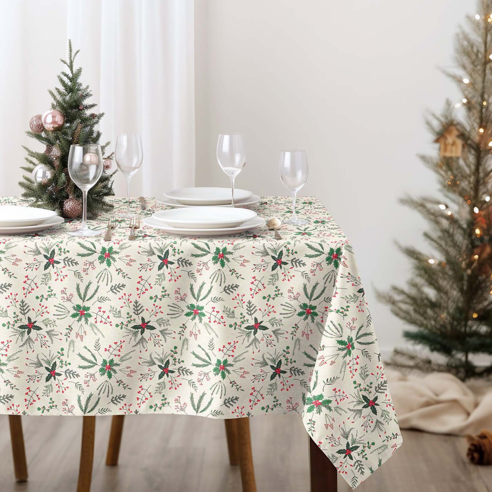 Weihnachtliche eckige Tischdecke Valencia - Zweige auf Naturfarbe