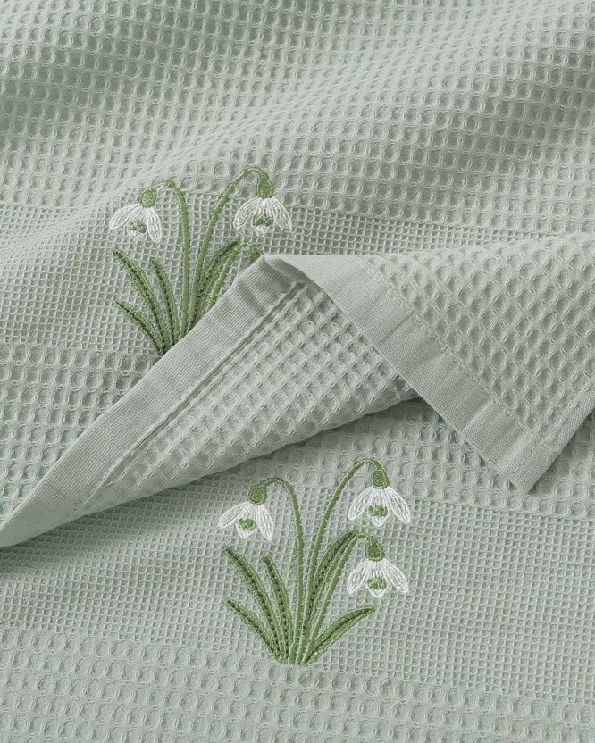 Waffel-Geschirrtuch mit Stickerei - Schneeglöckchen auf Salbei