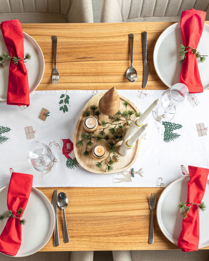 Tischläufer aus 100% Baumwollköper - Traditionelle Weihnachten