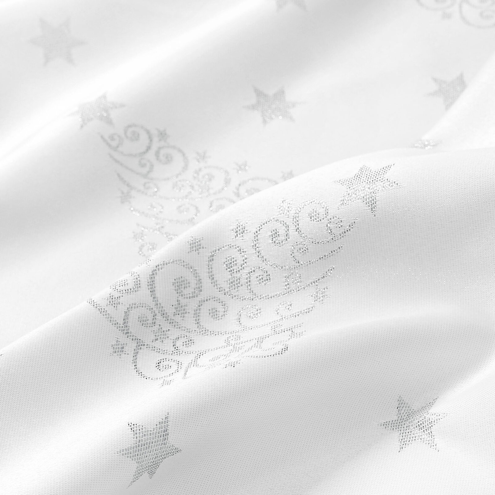 Weihnachtlicher Teflonstoff für Tischdecken – Silberne Tannenbäume und Sterne