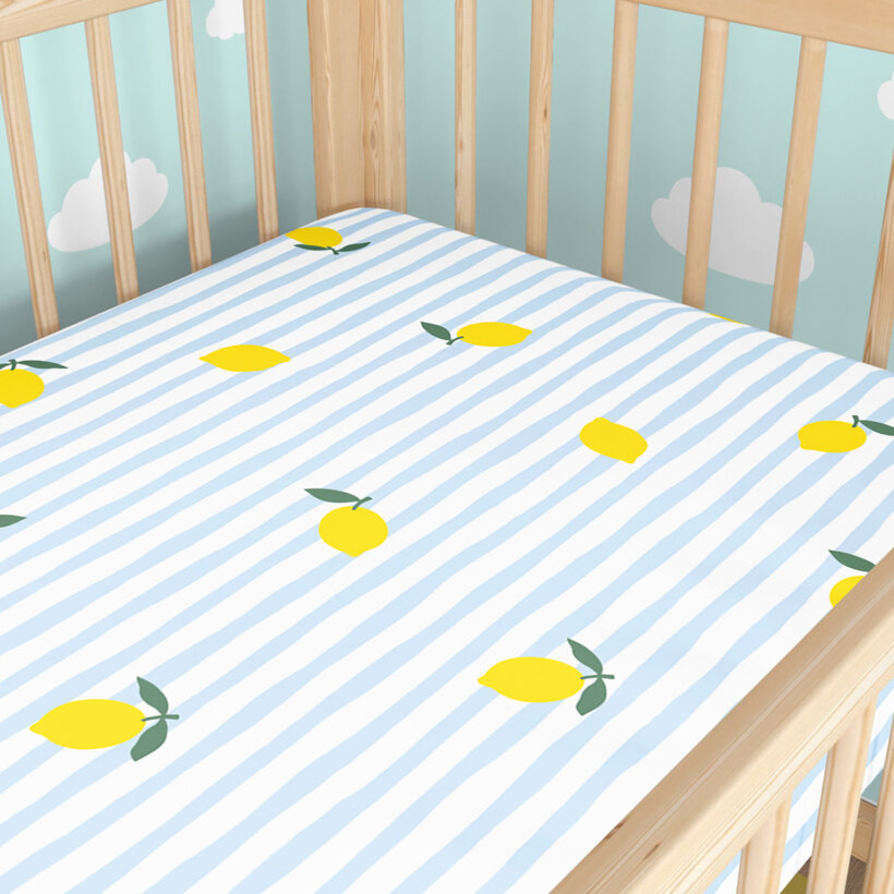 Spannbetttuch aus Baumwolle für Babybetten - Frische Zitronen mit Streifen