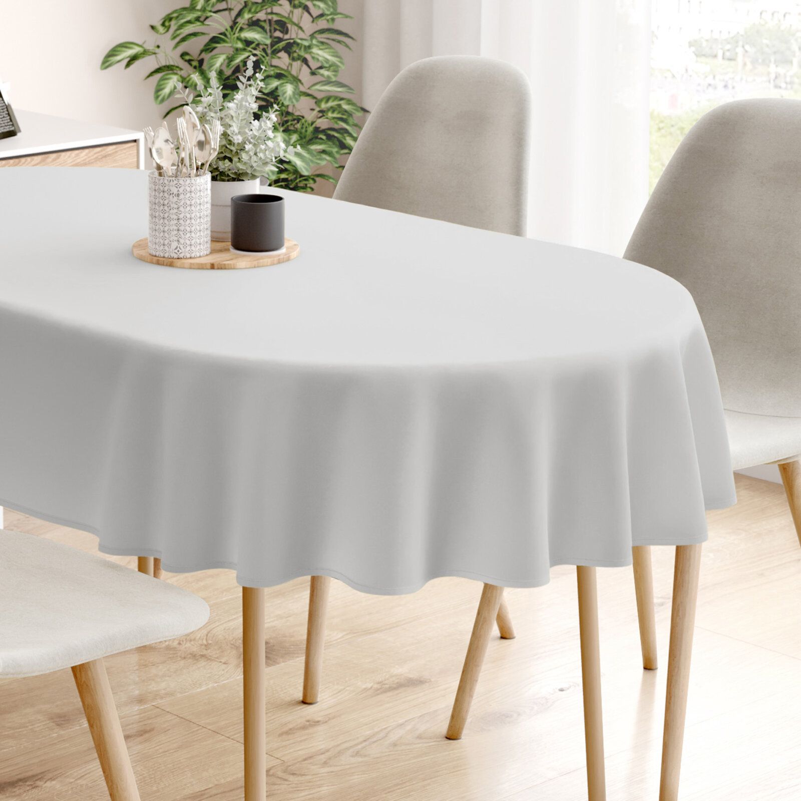 Ovale Tischdecke aus 100% Baumwolle - hellgrau