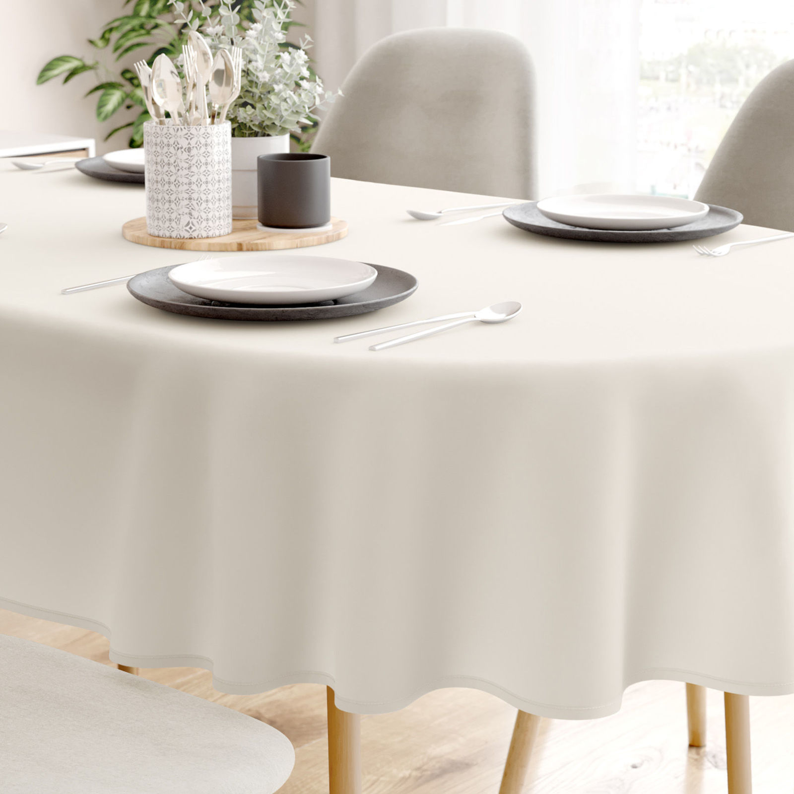 Ovale Tischdecke aus 100% Baumwolle - elfenbein