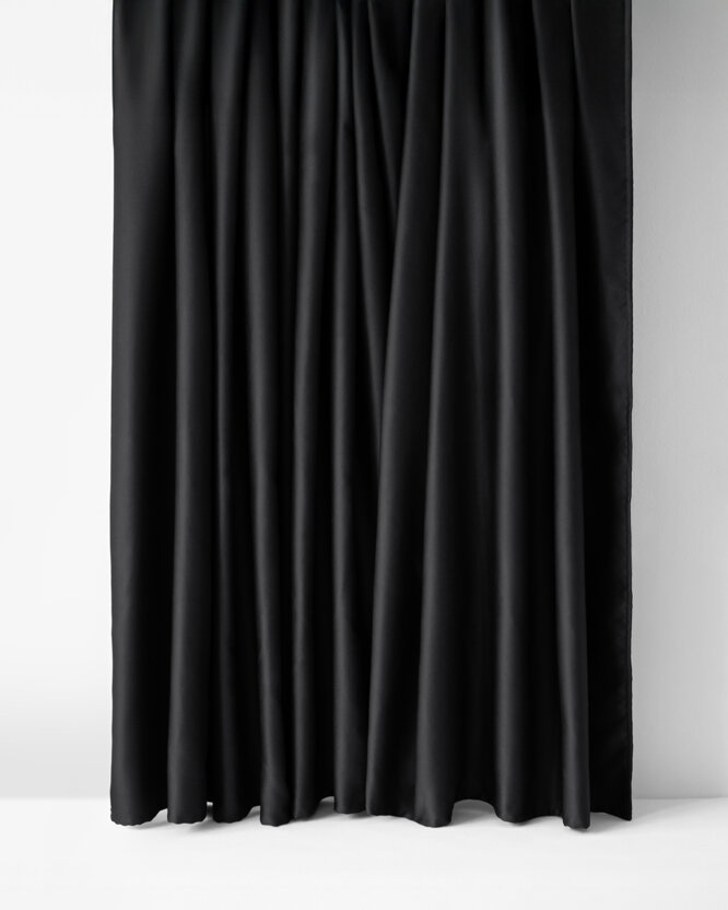Blackout Verdunkelungsvorhang mit Satin-Glanz - schwarz