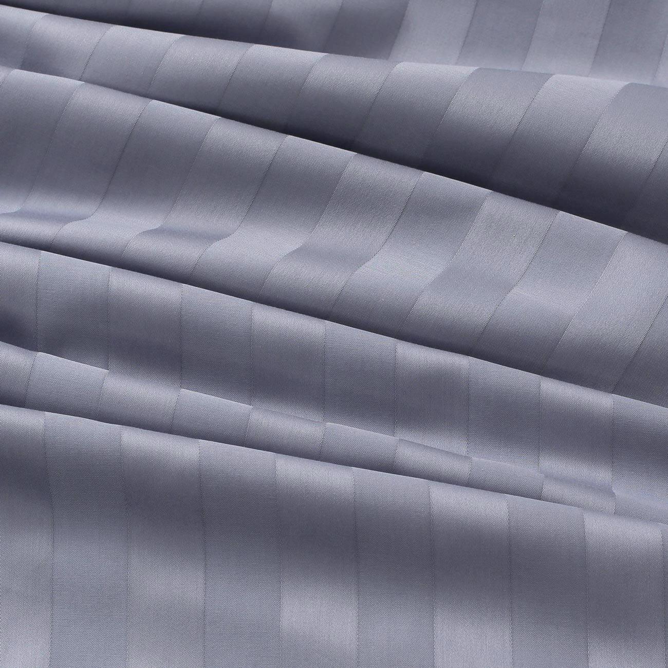 Festliche runde Damast-Tischdecke - dunkelgraue Streifen mit Satin-Glanz