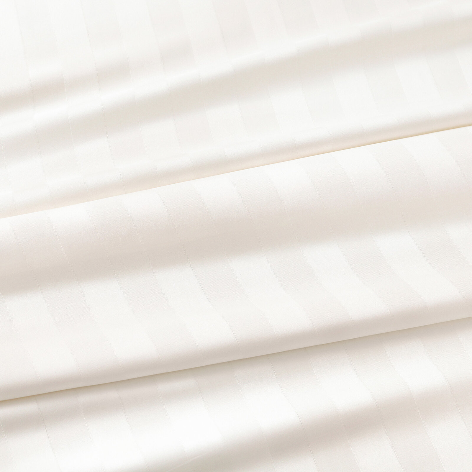 Festliche runde Damast-Tischdecke - creme Streifen mit Satin-Glanz