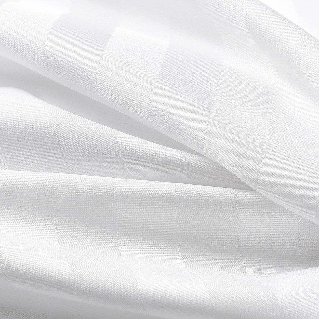 Spannbettlaken aus Damask - Weiße Streifen mit Satin-Glanz