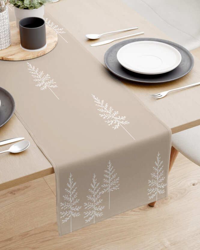 Weihnachtlicher Tischläufer aus 100% Baumwolle - Nordische Tannenbäume
