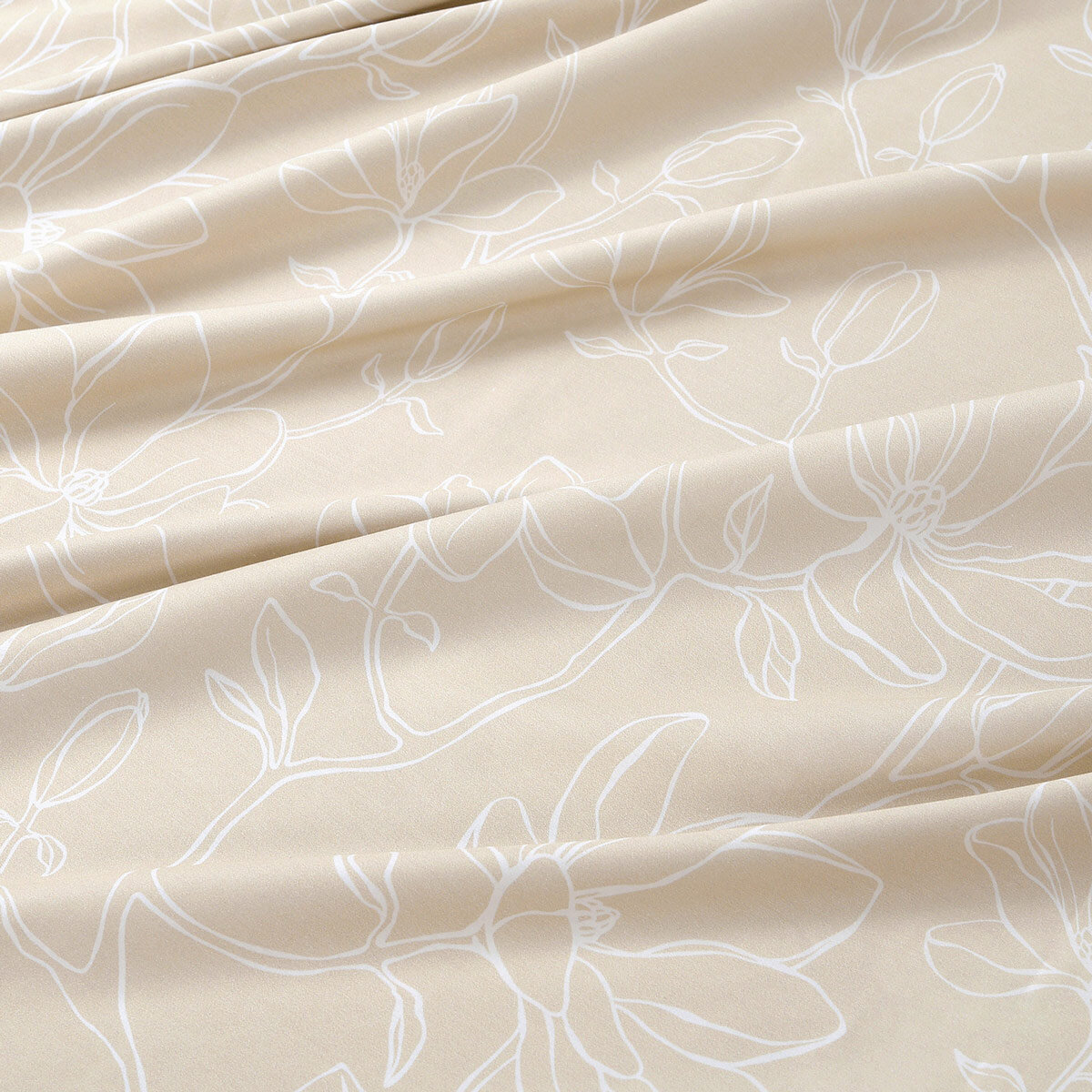 Mako-Satin - Lilien auf Goldbeige