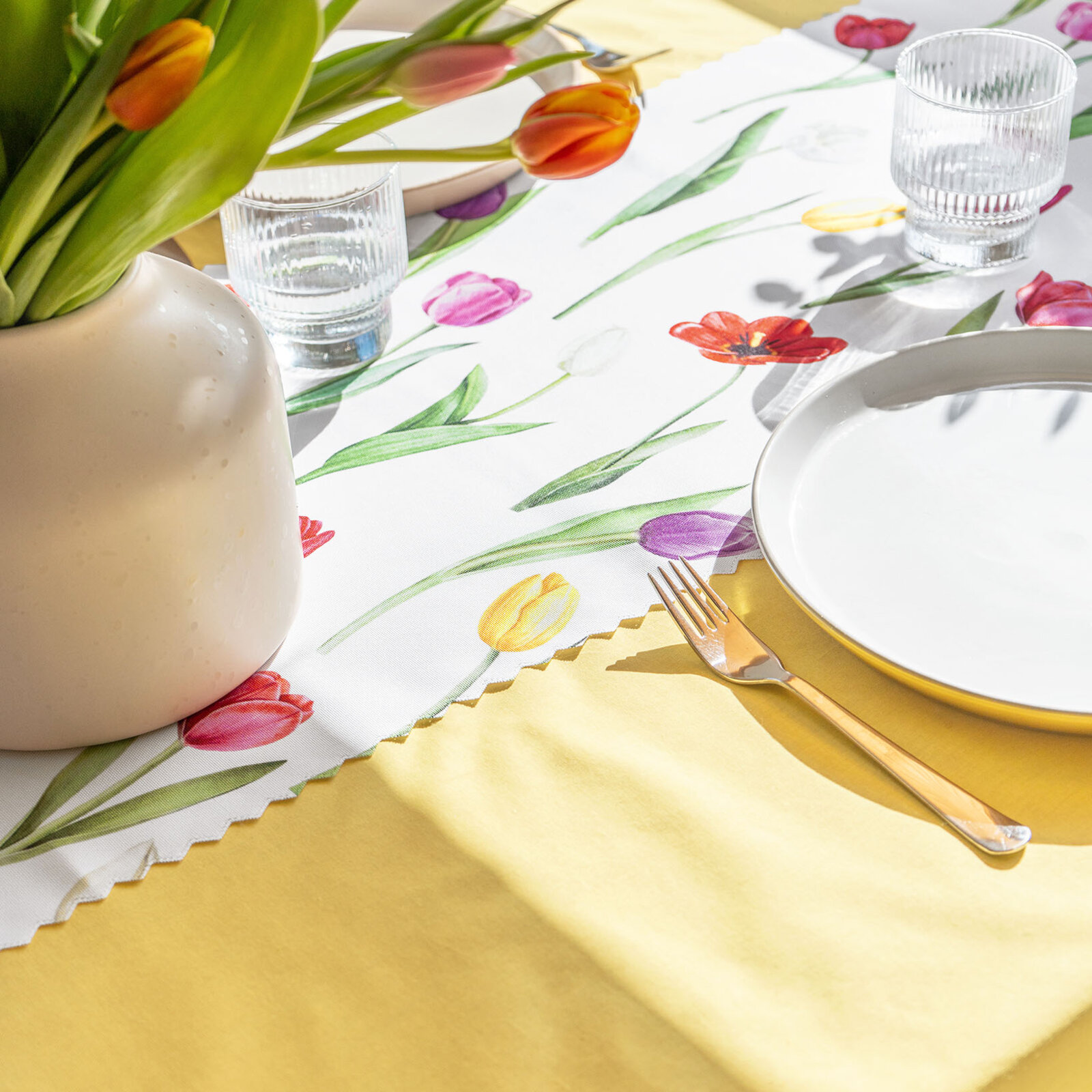 Teflon-Tischläufer - Bunte Tulpen