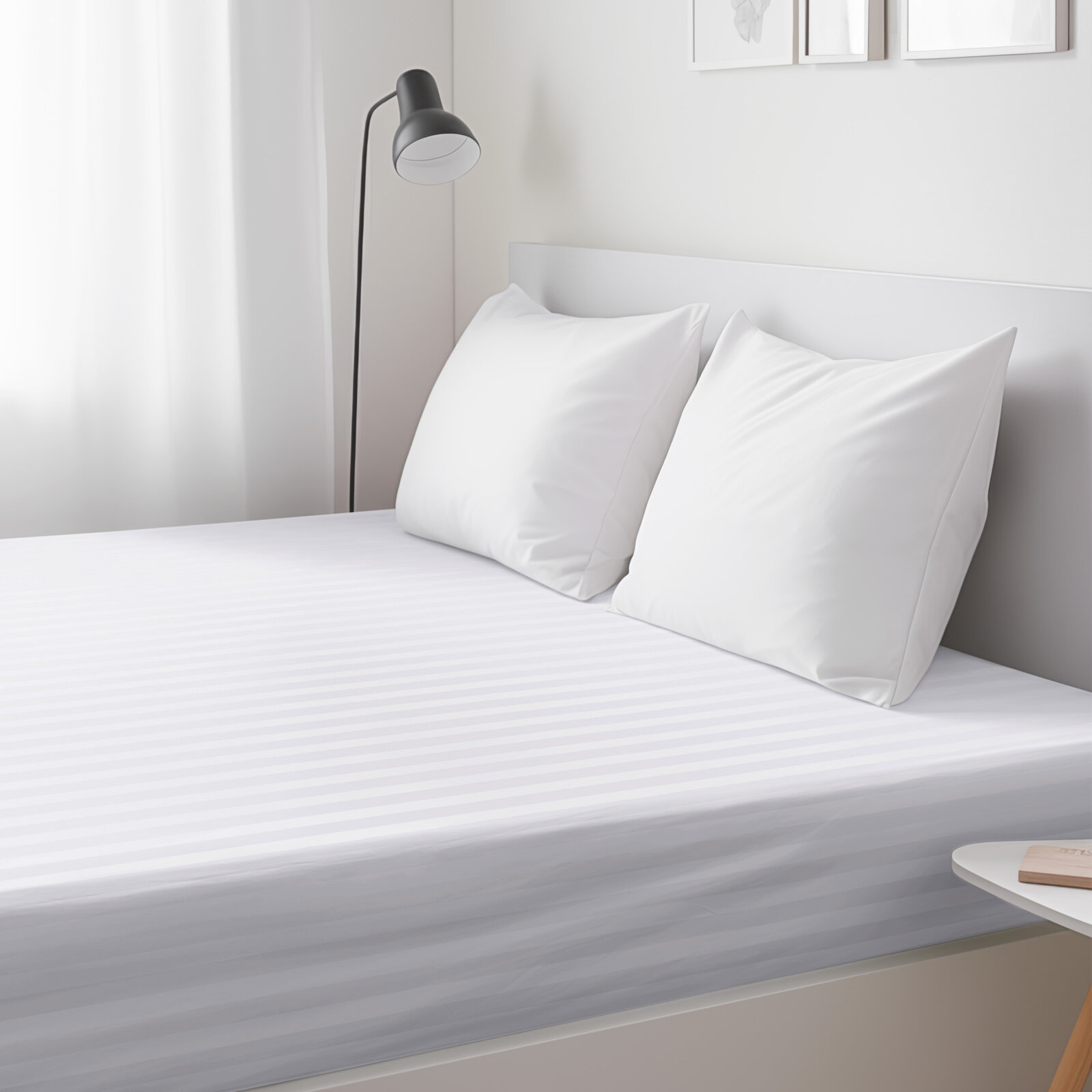 Spannbettlaken aus Damask - hellgraue Streifen mit Satin-Glanz