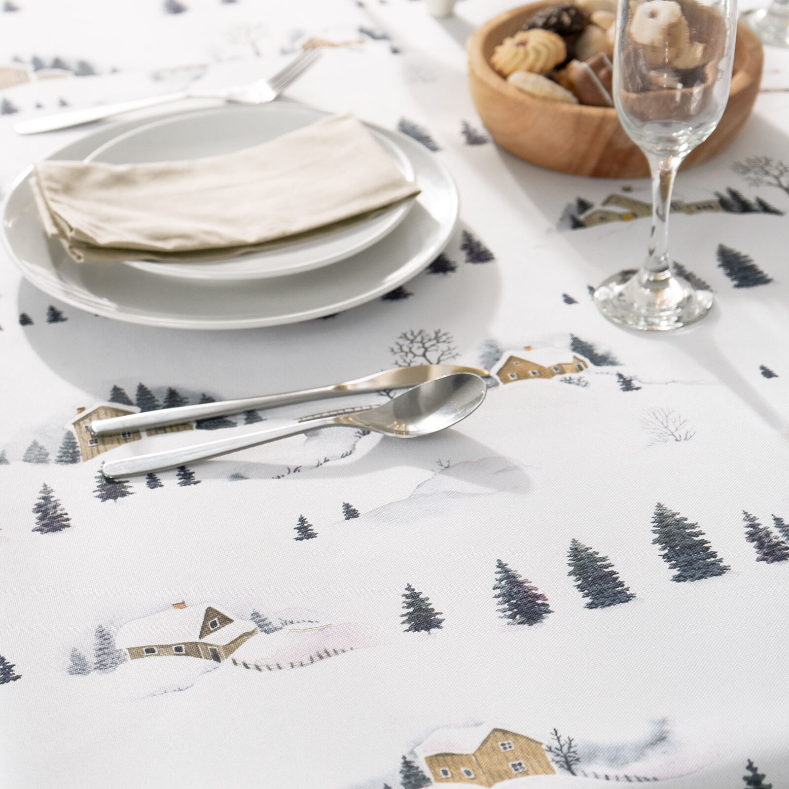 Eckige weihnachtliche Teflon-Tischdecke - Winterlandschaft