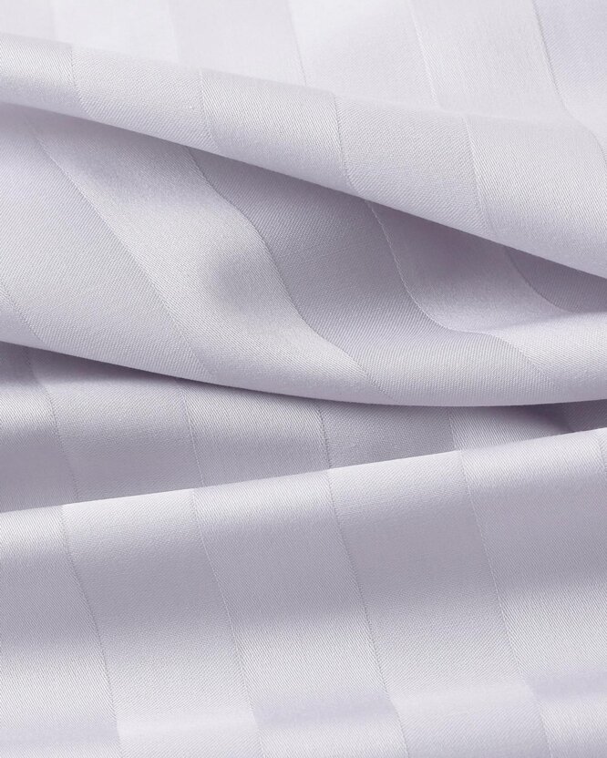 Festliche Damast-Tischläufer - hellgraue Streifen mit Satin-Glanz - 2 Stück