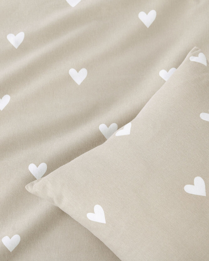 Kissenbezug aus Flanell - Herzchen auf Latte
