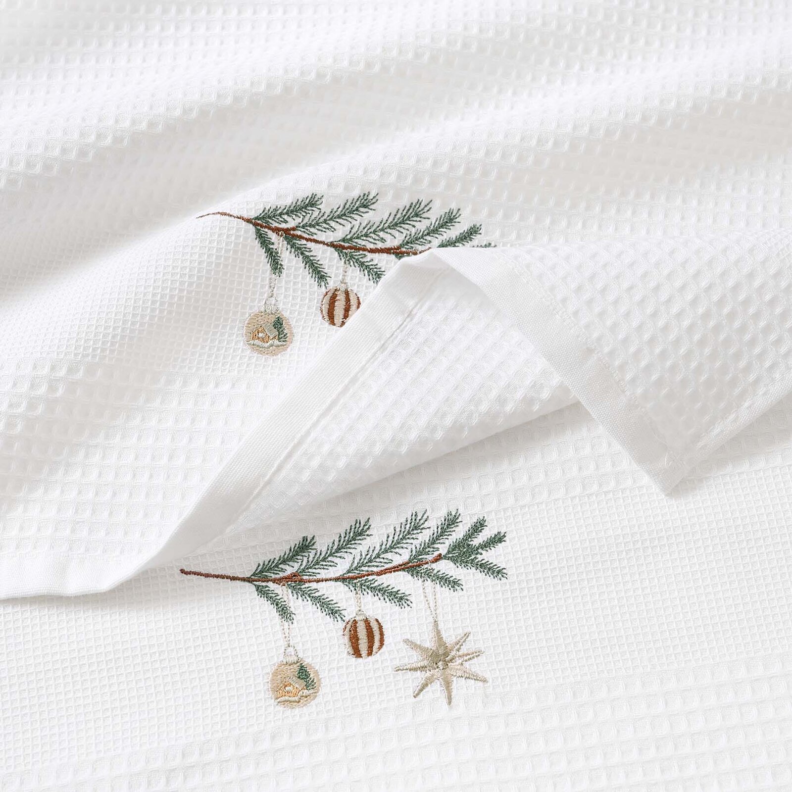 Waffel-Geschirrtuch mit Weihnachtsstickerei - Kugeln am Zweig auf Weiß