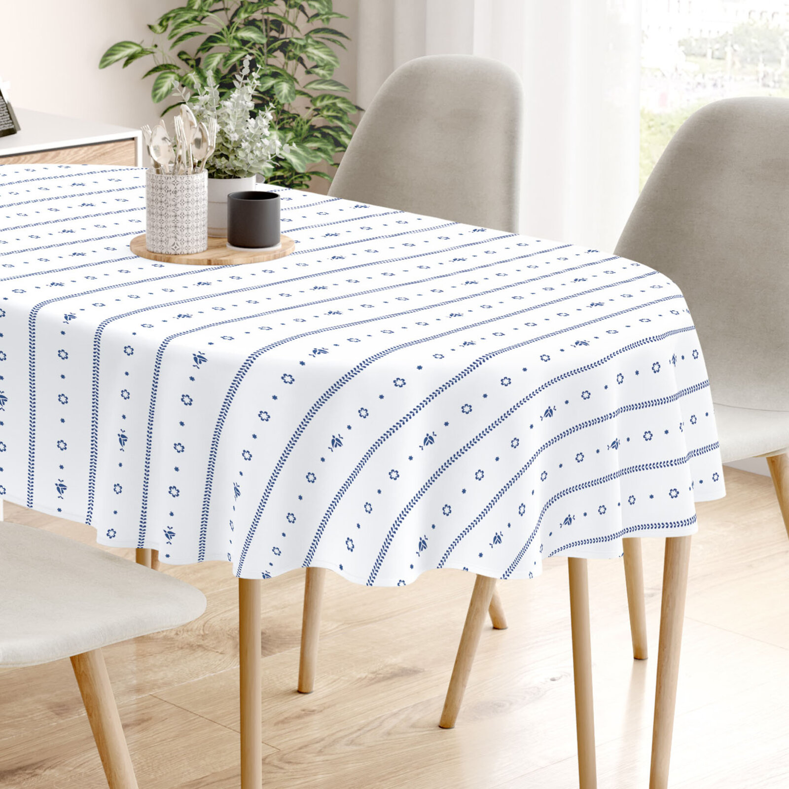 Ovale Tischdecke aus 100% Baumwolle - Weiße Folklore