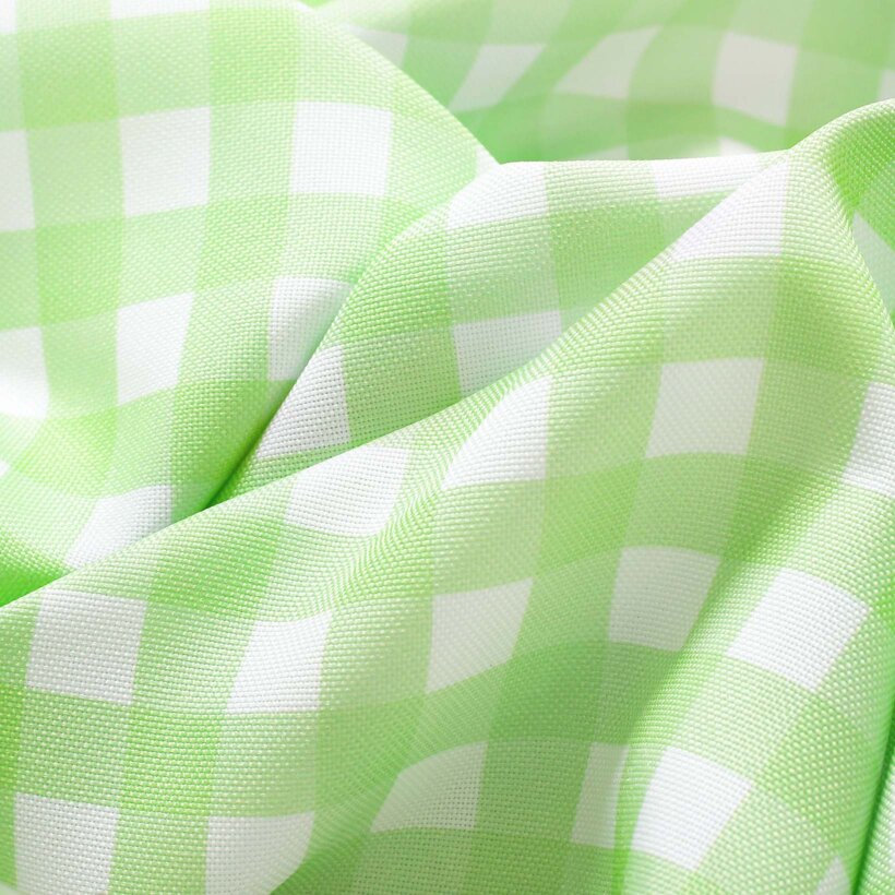 Ovale Tischdecke Teflon - grüne Würfel
