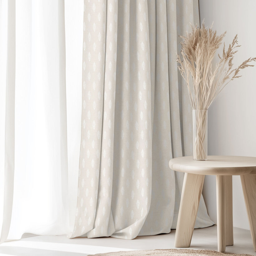 Weihnachtsvorhang Natura - Ästchen auf natürlicher