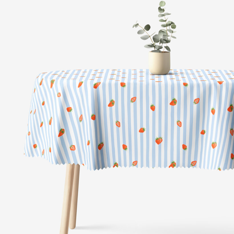 Ovale Tischdecke Teflon - blaue Streifen mit Erdbeeren