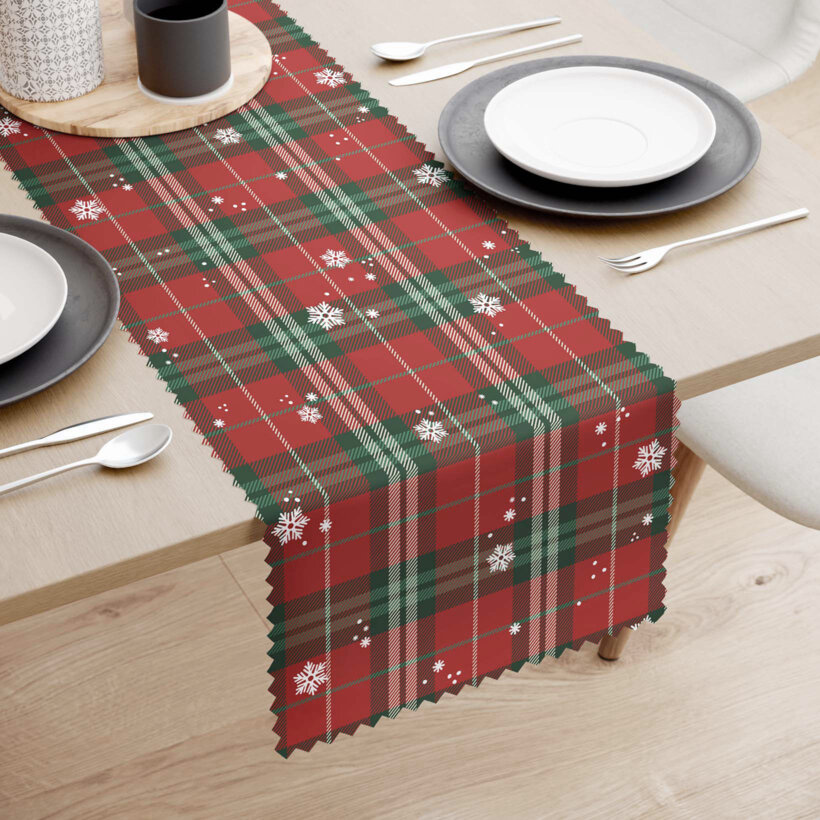 Weihnachtlicher Teflon-Tischläufer - Rotkariert mit Schneeflocken